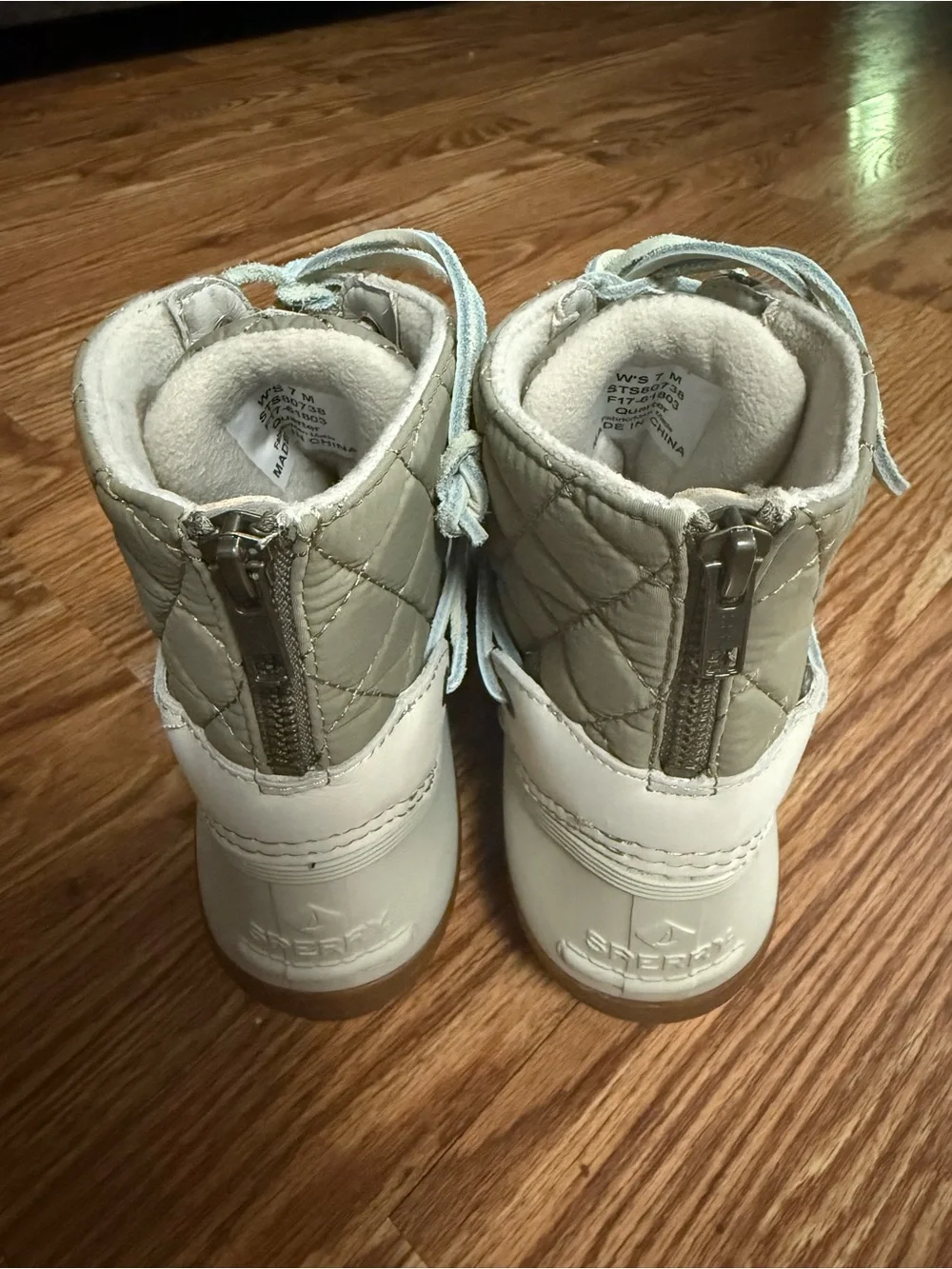 Sperry Saltwater Waterproof Quilted Duck Boot Size 7